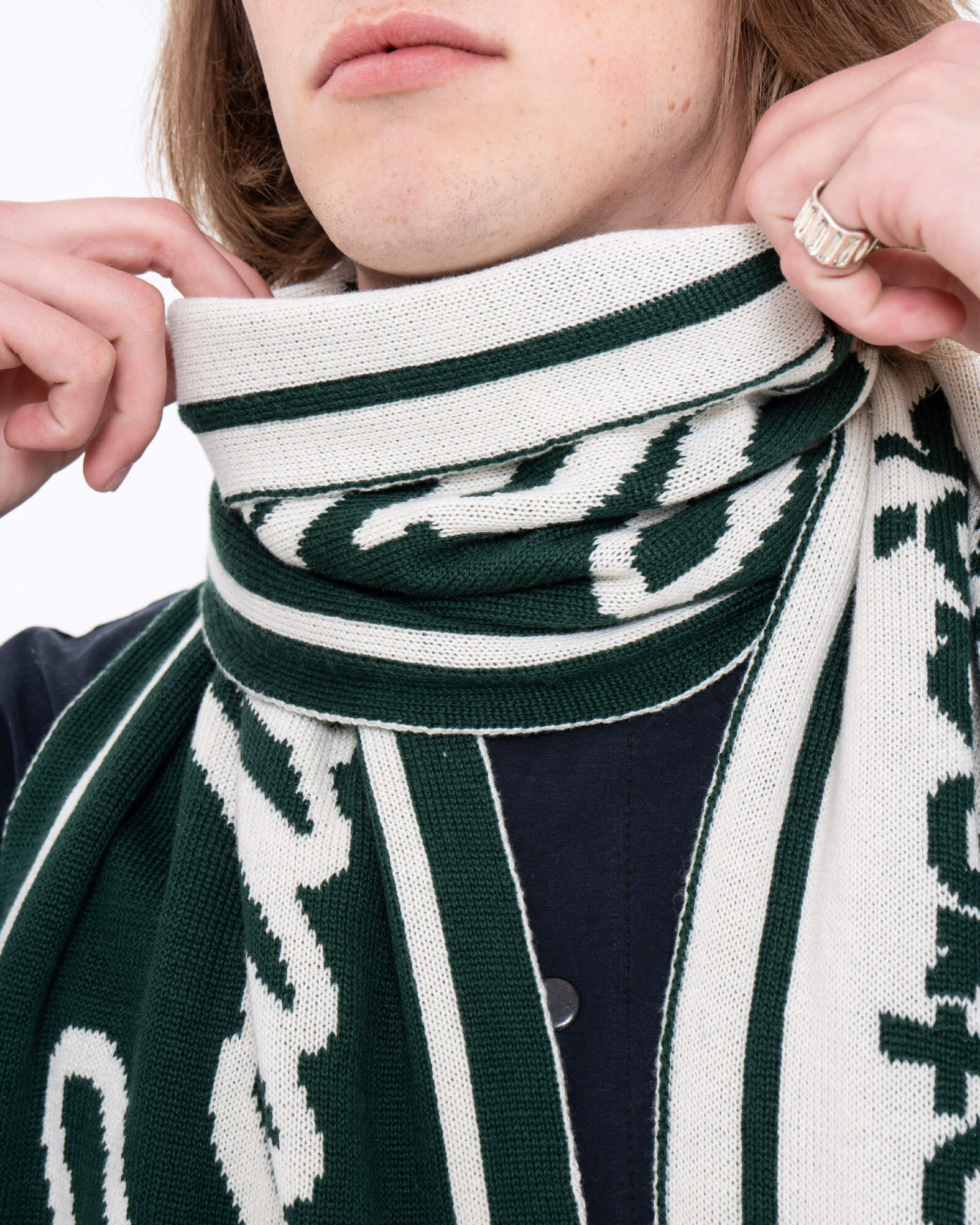 Шарф Art Department Cotton Scarf, унисекс, зеленый Шарф Art Department Cotton Scarf, унисекс, зеленый