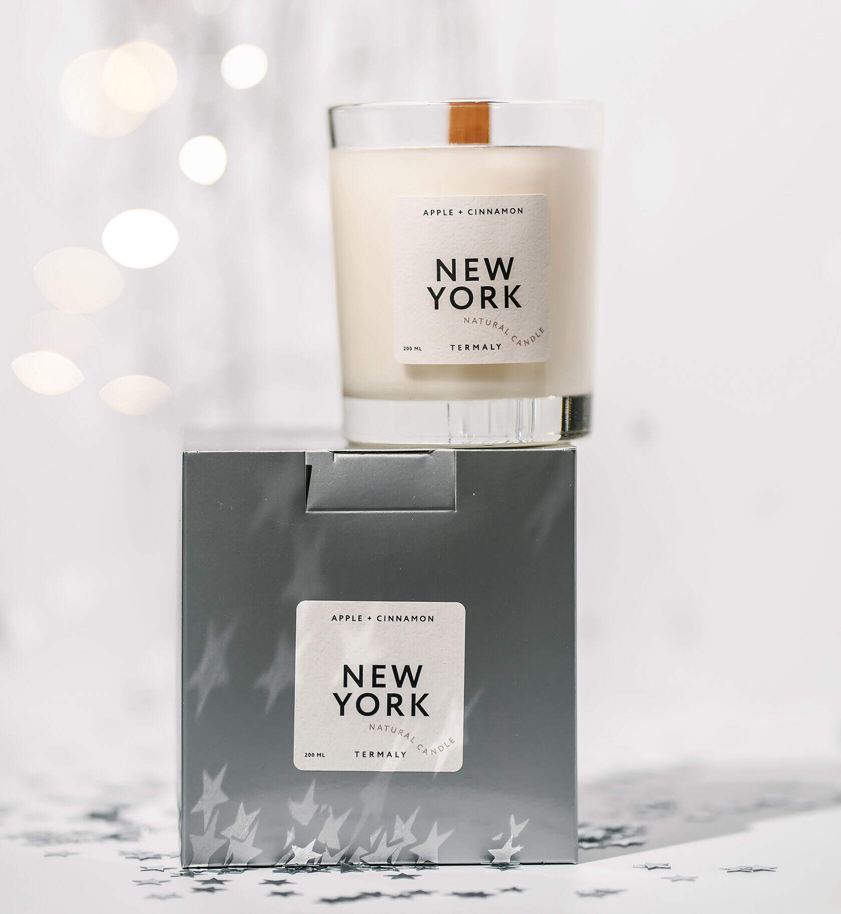 Ароматическая свеча APPLE CINNAMON NEW YORK, 250 мл Ароматическая свеча APPLE CINNAMON NEW YORK, 250 мл