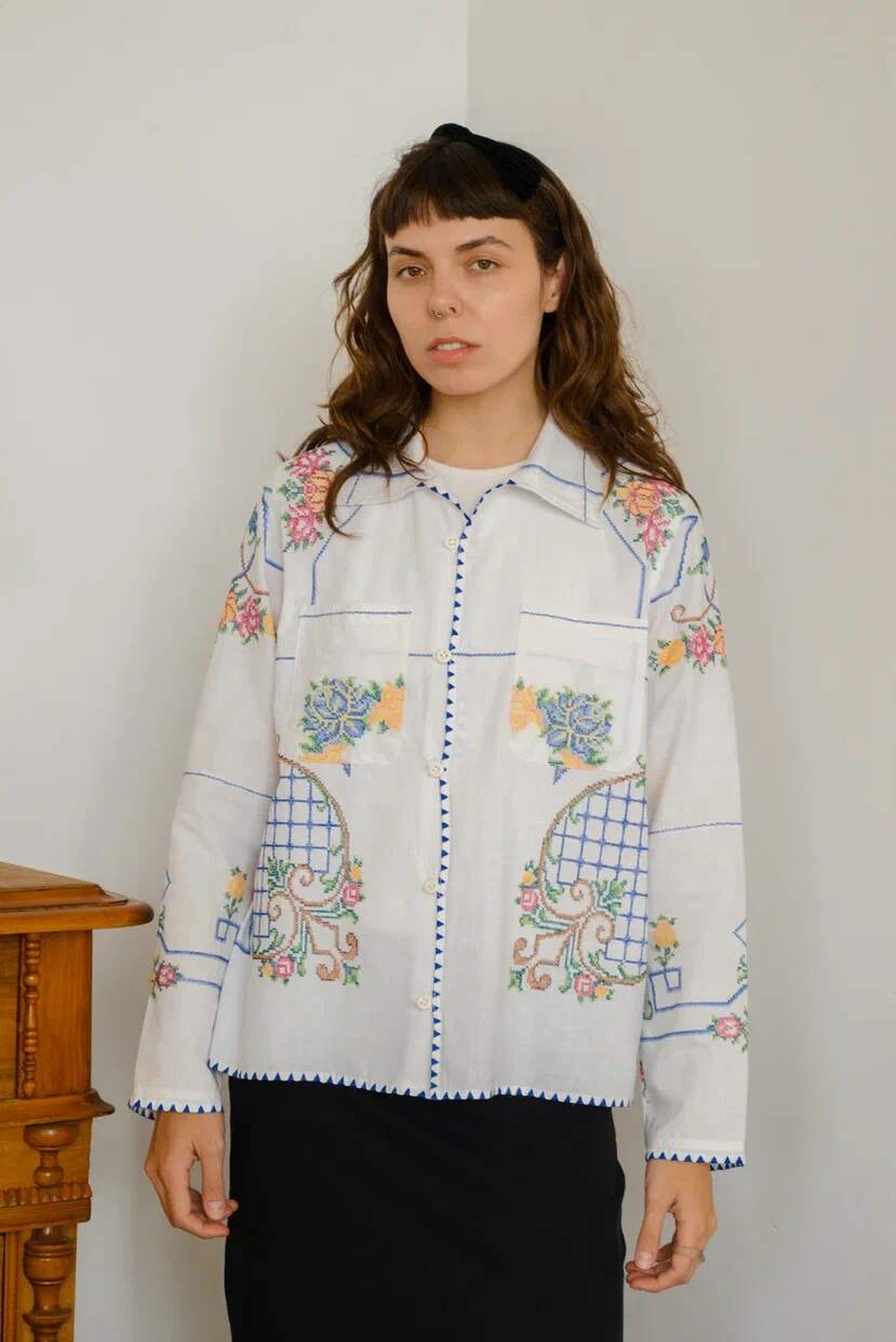 SOEURS Рубашка с Яркими Вышитыми Цветами 2/Criss-Cross Flowers Long Sleeve Shirt 2 SOEURS Рубашка с Яркими Вышитыми Цветами 2/Criss-Cross Flowers Long Sleeve Shirt 2