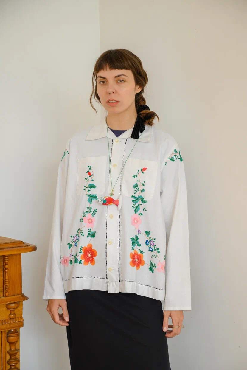 SOEURS Рубашка с Бутонами Цветов/Red Buds Long Sleeve Shirt- SOEURS Рубашка с Бутонами Цветов/Red Buds Long Sleeve Shirt-