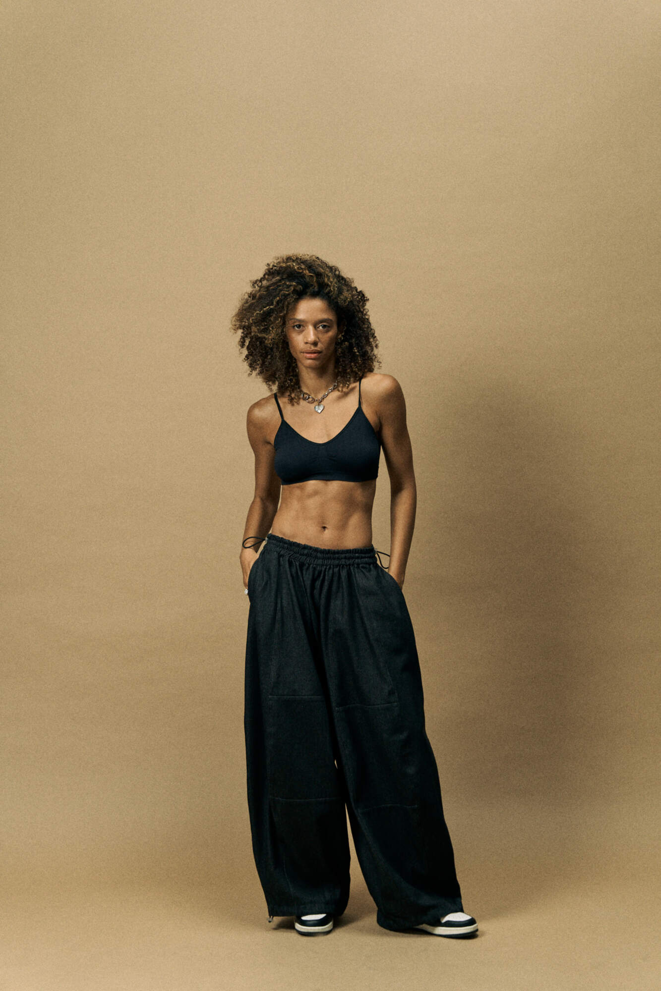 WIDE BLACK PANTS