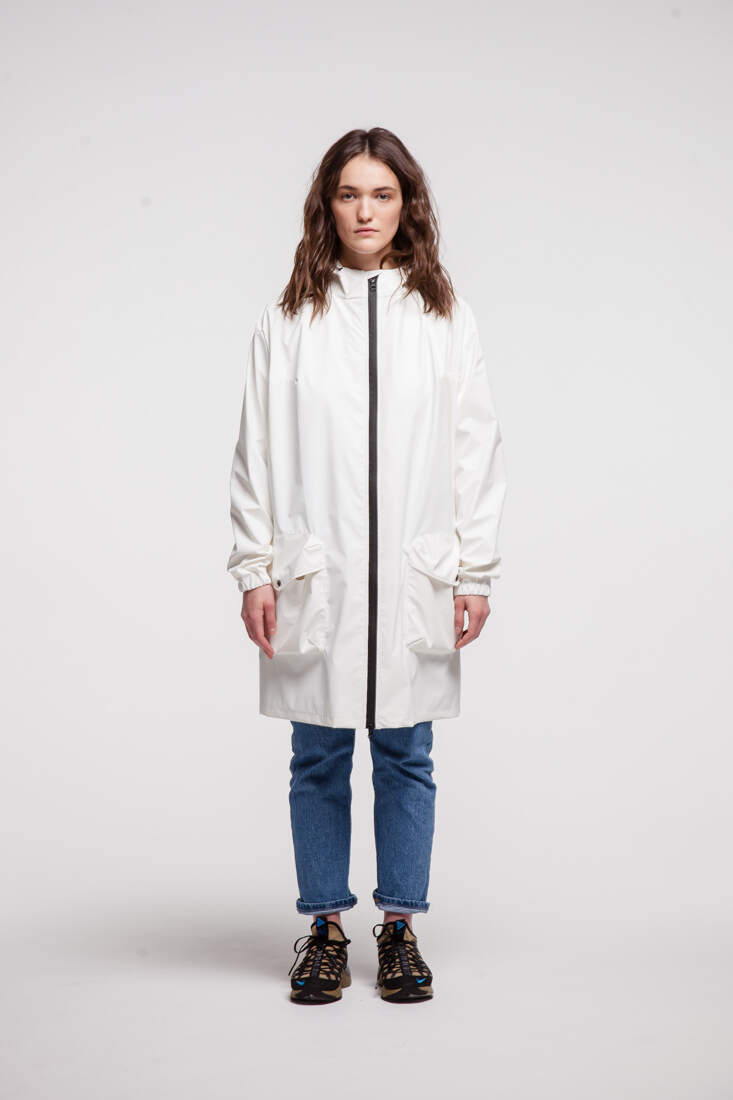 Дождевик Oversize Short Jacket White SS19 женский Дождевик Oversize Short Jacket White SS19 женский