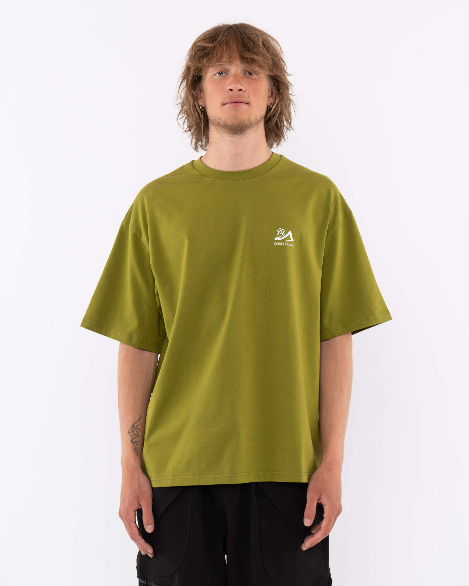 Футболка Stone shapes t-shirt, cочная оливка, унисекс Футболка Stone shapes t-shirt, cочная оливка, унисекс